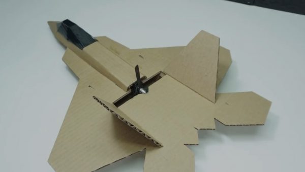 纸板制作f22遥控飞机型号wgog03 制作图纸下载【硬纸板制作遥控飞机】